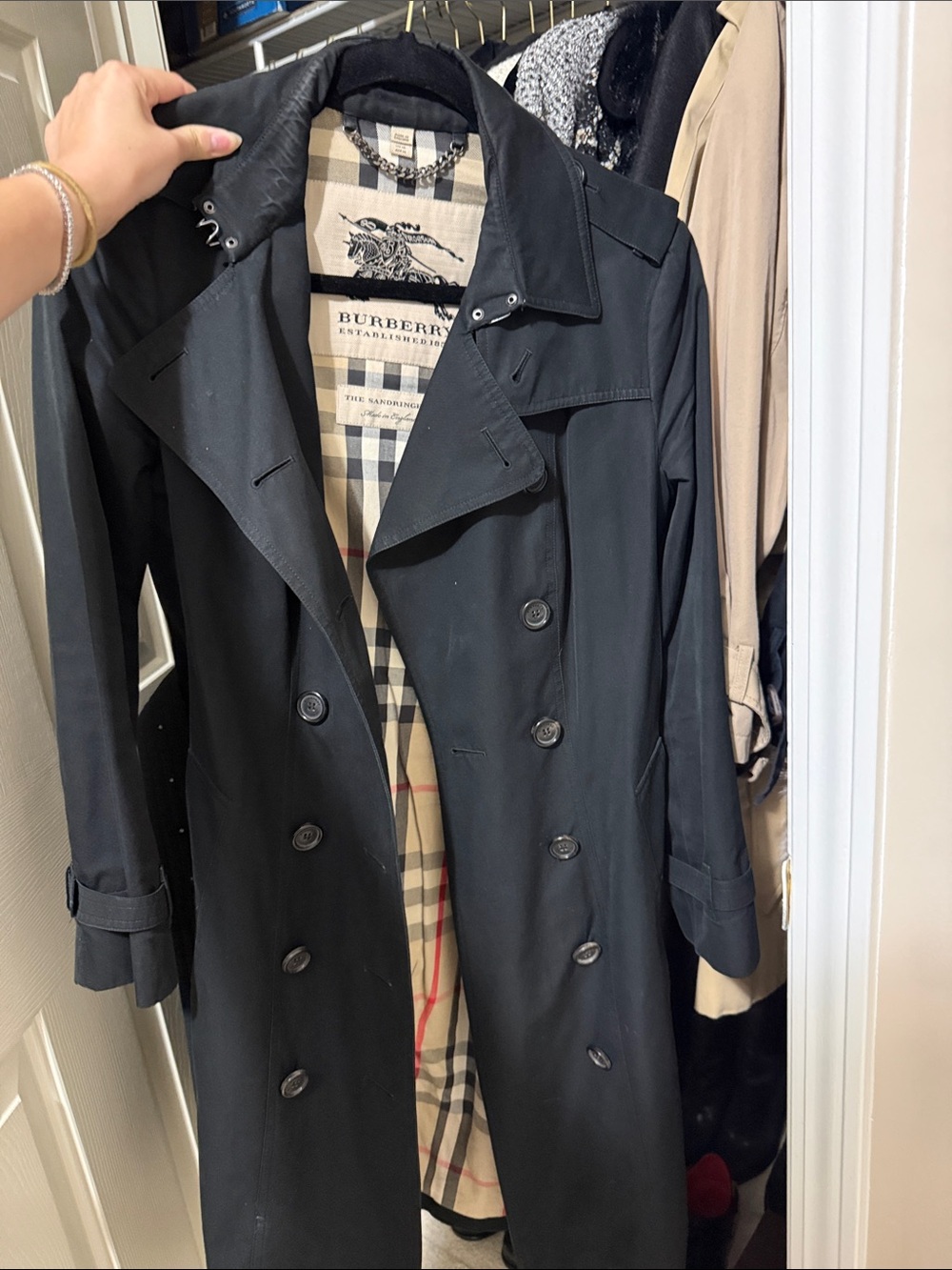 Burberry Black Double-Breasted Trench with Classic Check Lining